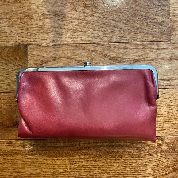 NWT New Hobo Lauren Clutch Wallet Logan Berry